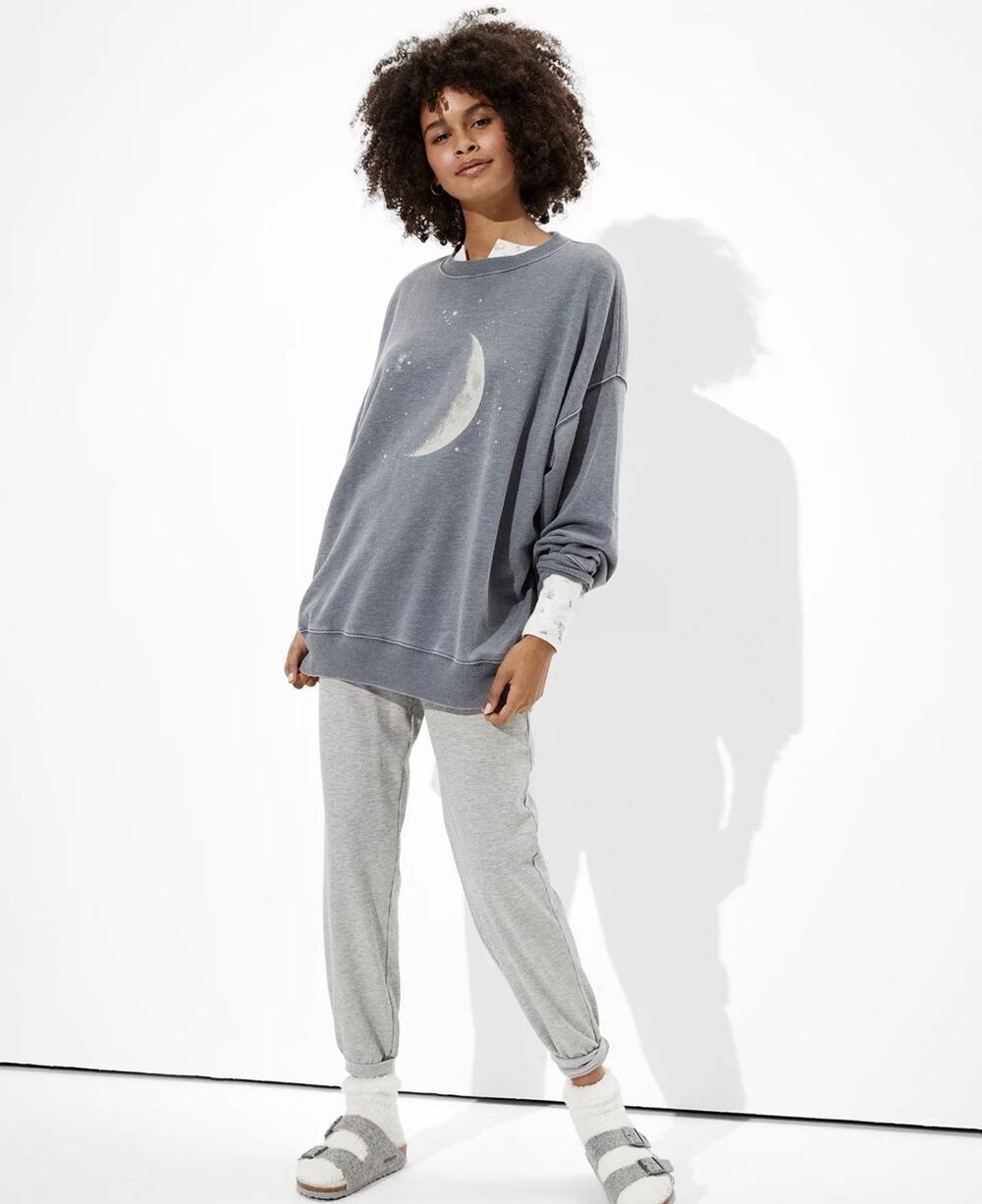 American Eagle Gray Moon Stars Graphic Print Oversized Crew Neck Sweatshirt Sz M - Picture 1 of 9